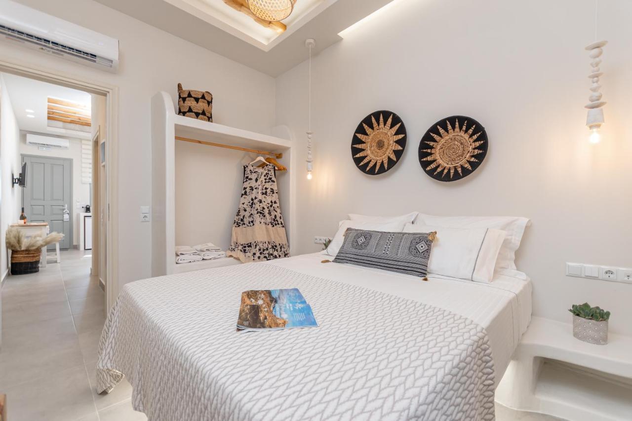 Porto Dema Luxury Suites Schoinoussa 외부 사진