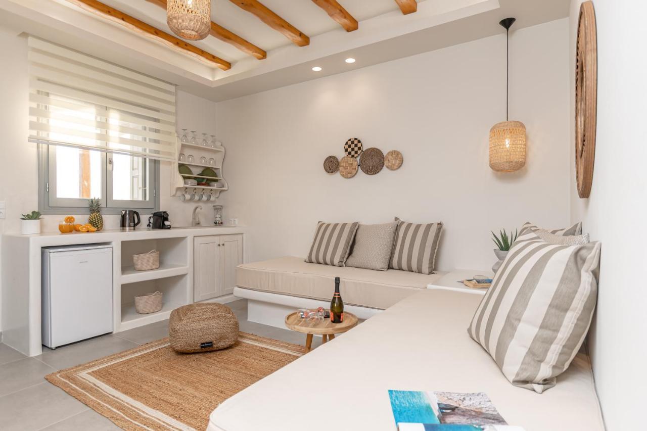 Porto Dema Luxury Suites Schoinoussa 외부 사진
