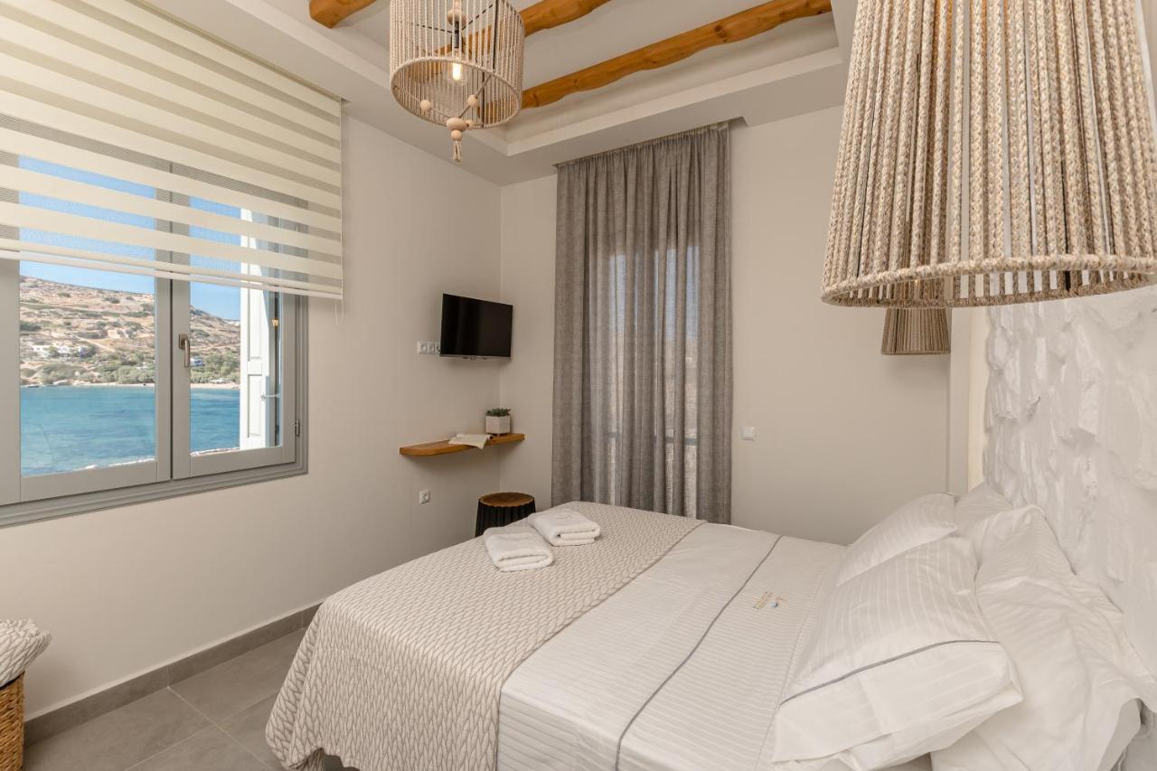 Porto Dema Luxury Suites Schoinoussa 외부 사진