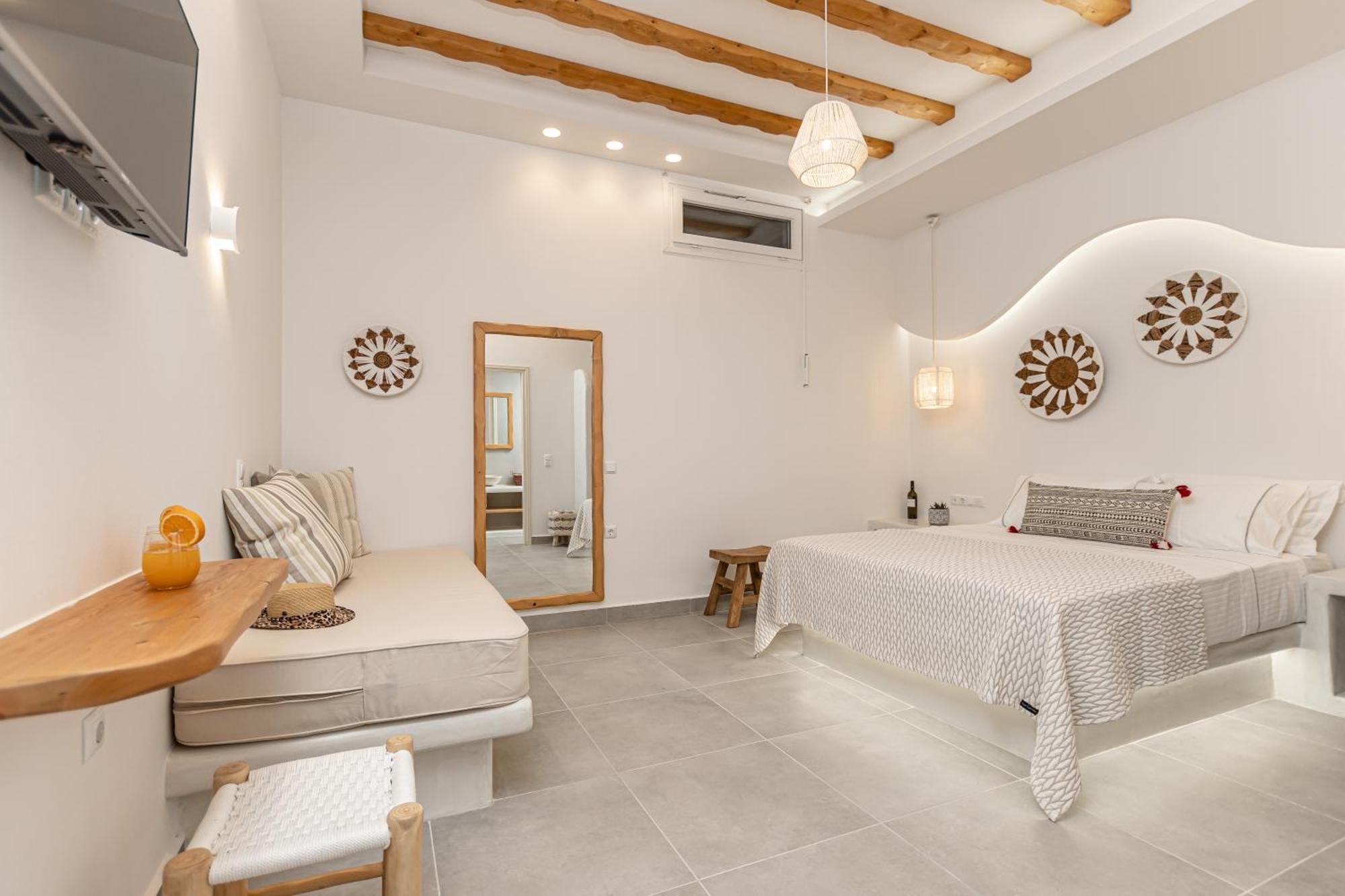 Porto Dema Luxury Suites Schoinoussa 외부 사진