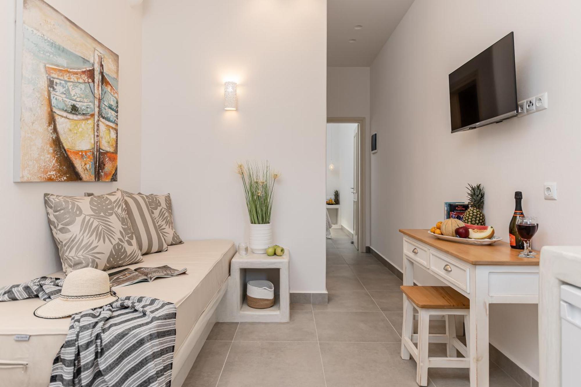 Porto Dema Luxury Suites Schoinoussa 외부 사진