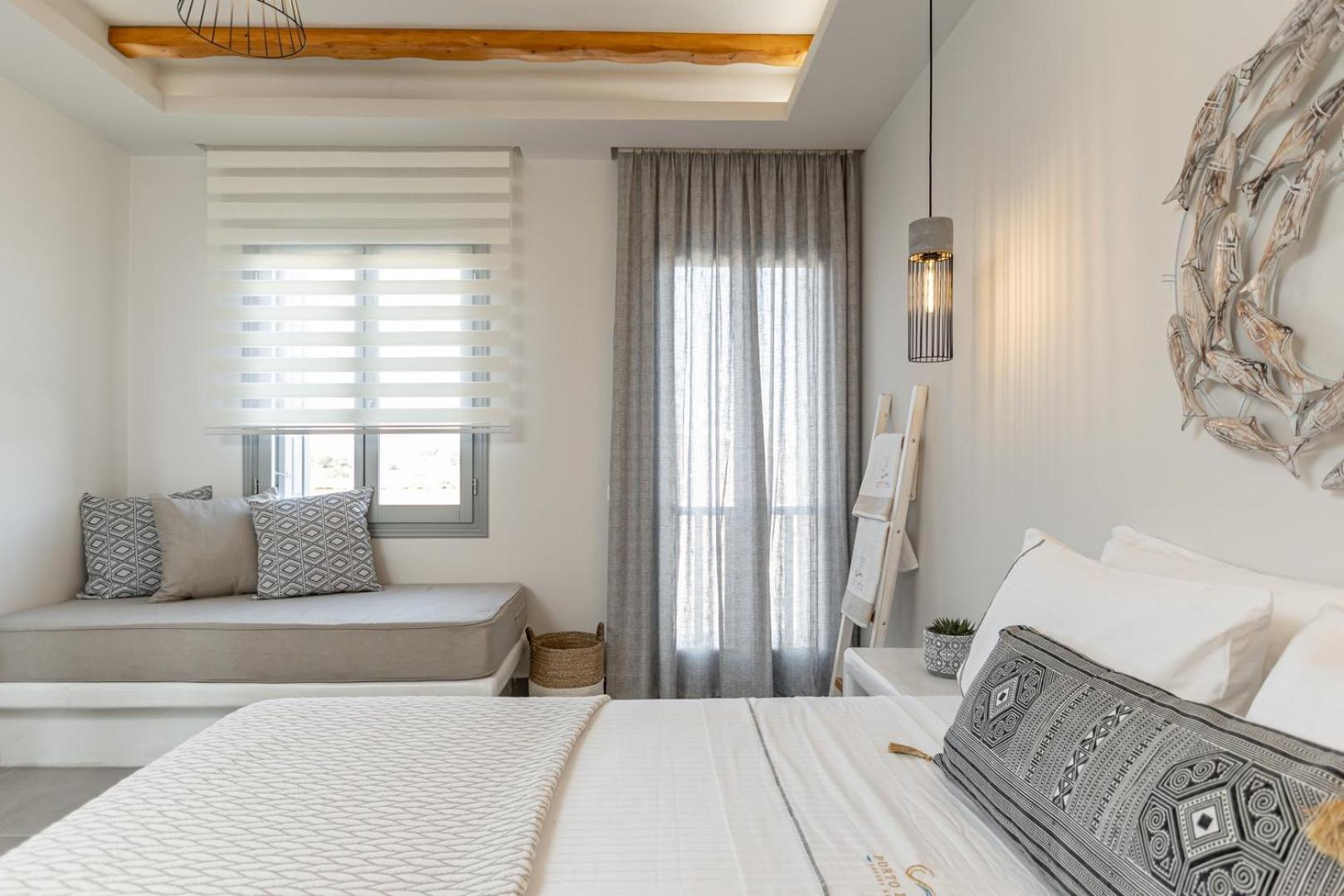 Porto Dema Luxury Suites Schoinoussa 외부 사진